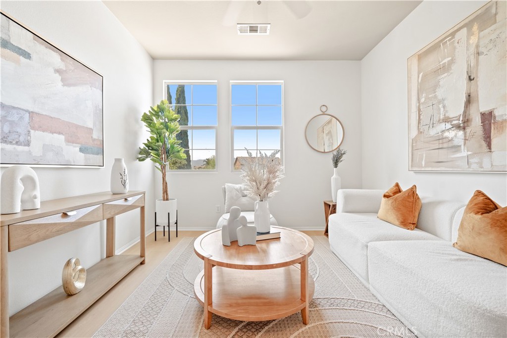 13112 Dancy Street Property Photo 17