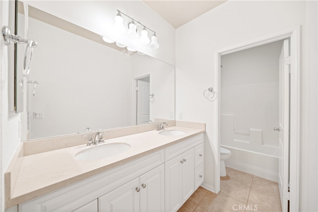 13112 Dancy Street Property Photo 26