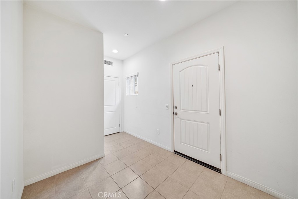 758 E Matchwood Property Photo 6