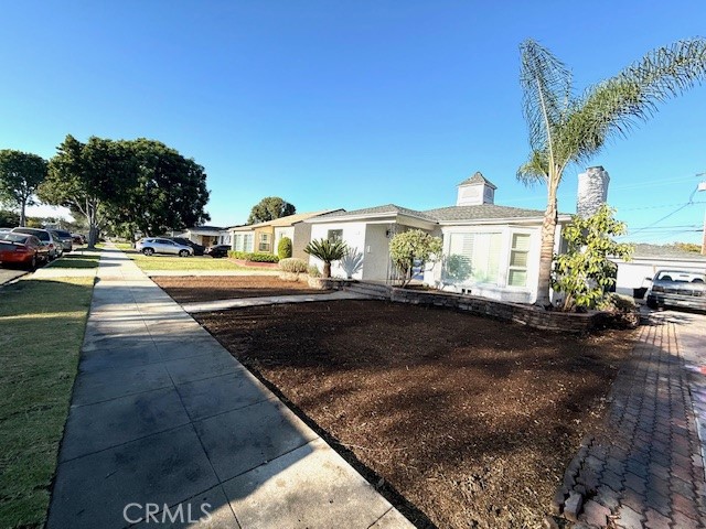 2720 San Francisco Property Photo 2