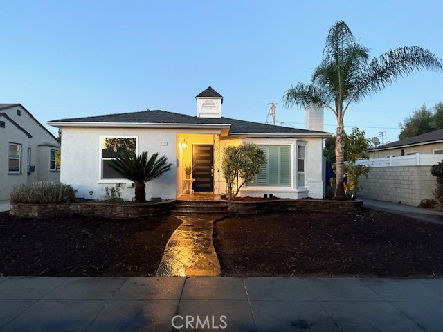 2720 San Francisco Property Photo 4
