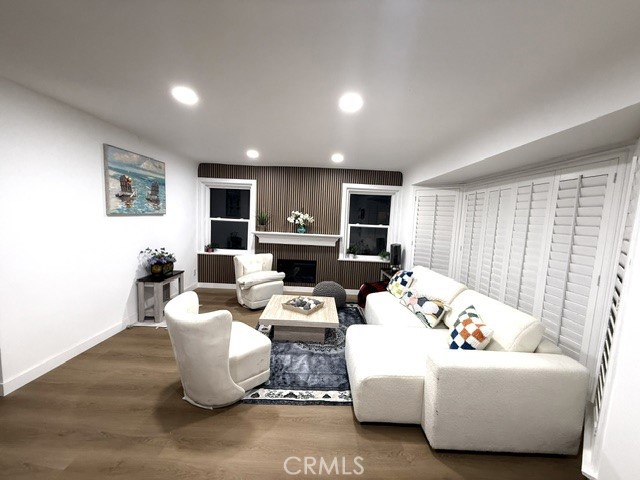 2720 San Francisco Property Photo 5