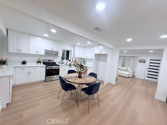 2720 San Francisco Property Photo 10