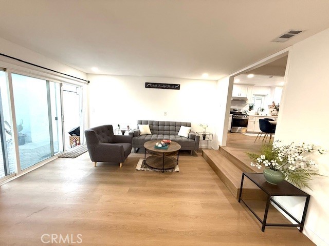 2720 San Francisco Property Photo 18