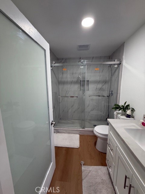 2720 San Francisco Property Photo 27