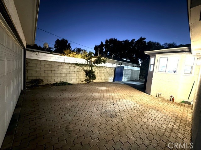 2720 San Francisco Property Photo 32