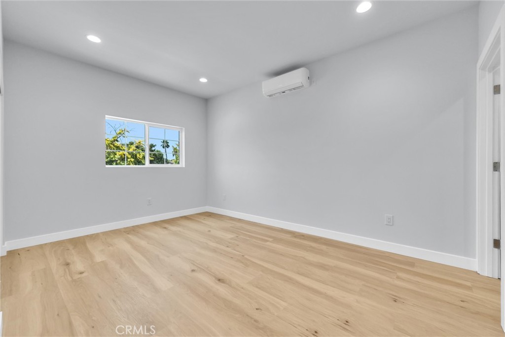 116 -114 N Cornell Property Photo 39