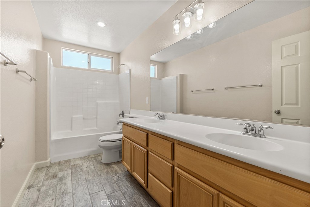 13680 Summit View Street Property Photo 16