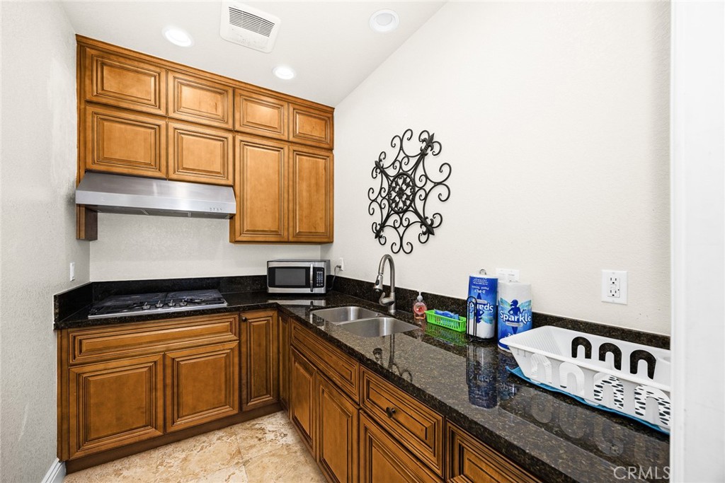 2262 Joel Drive Property Photo 39