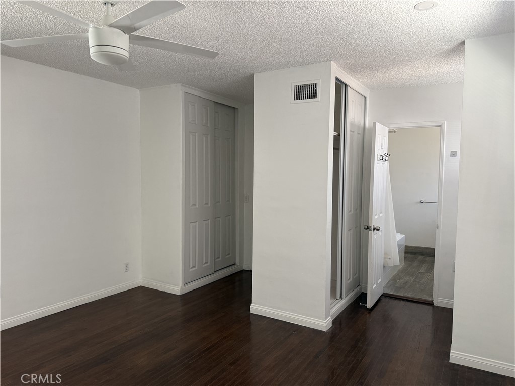 2211 S 8th Property Photo 5