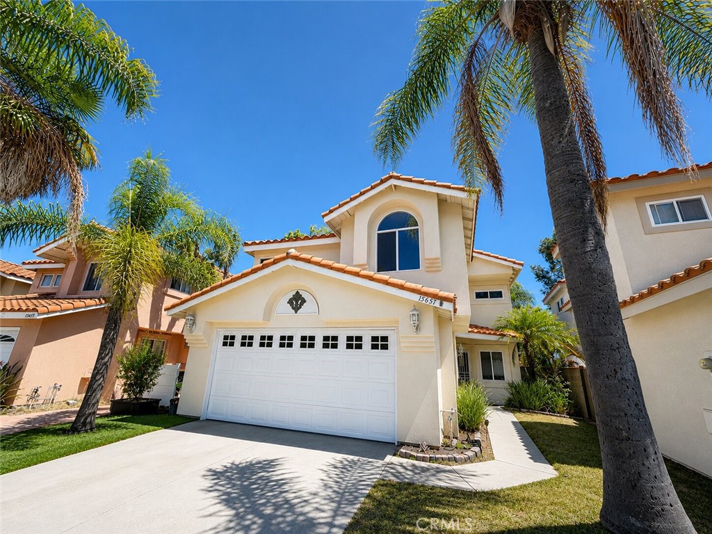 15657 Ladera Vista Property Photo 1