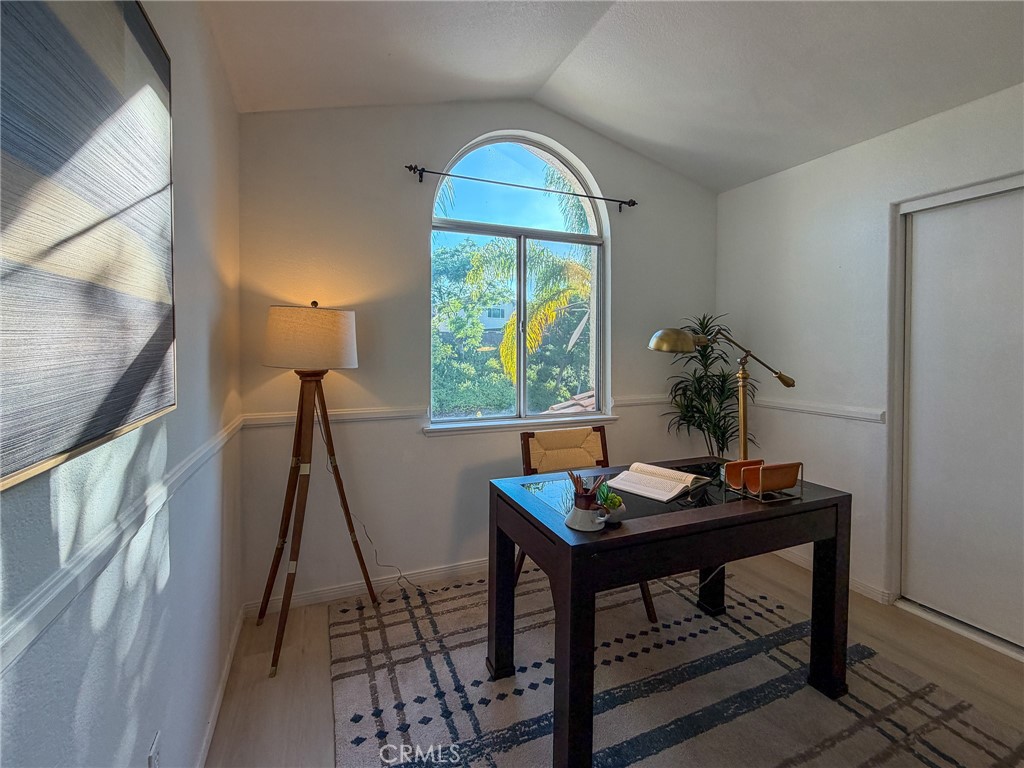 15657 Ladera Vista Property Photo 25