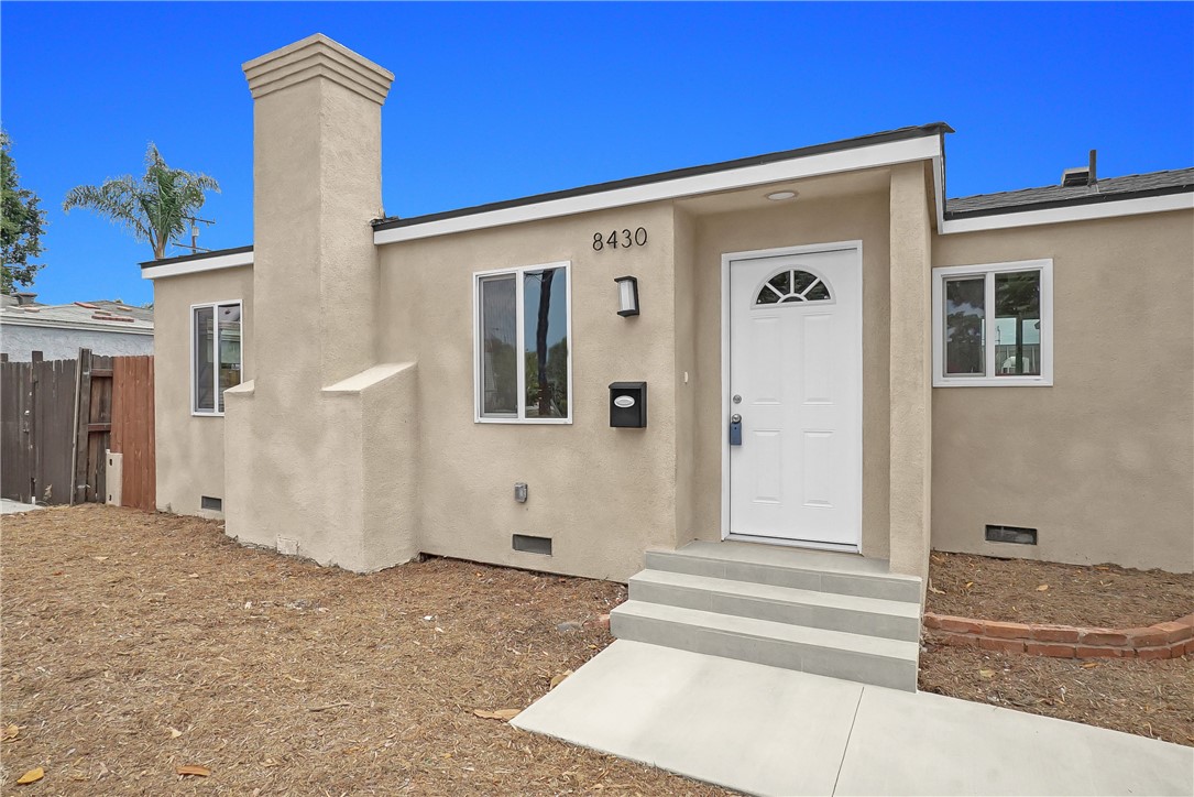 8430 Manzanar Avenue Property Photo 1