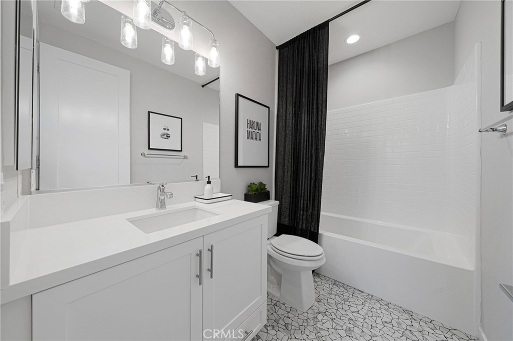786 Francesca Property Photo 21