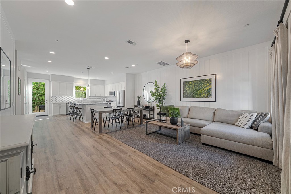 786 Francesca Property Photo 42