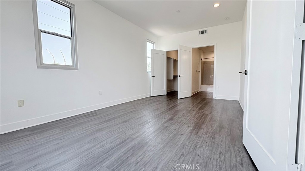 56 E Duarte Road #320 Property Photo 13