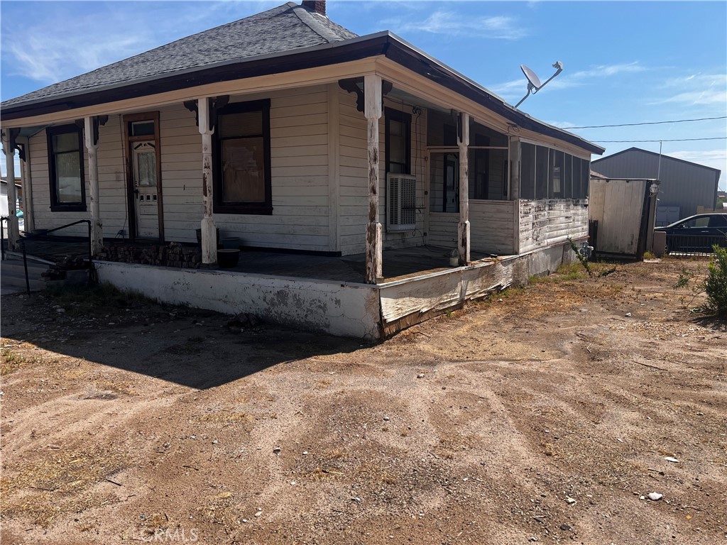 421 Palm Way Property Photo 2