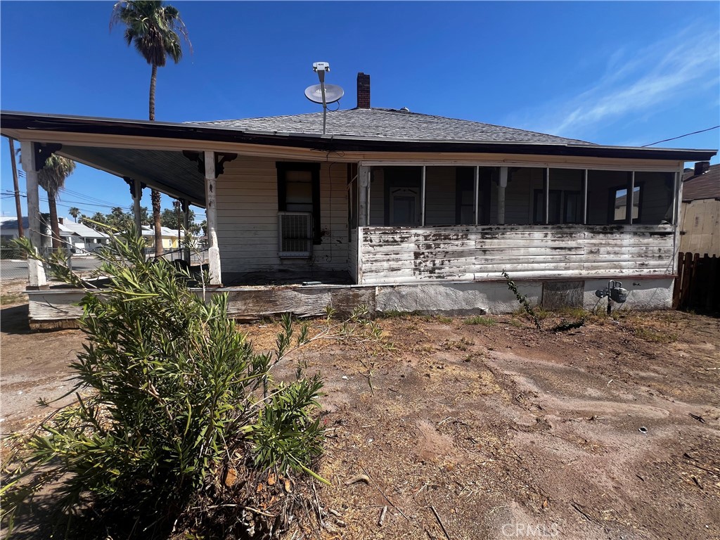 421 Palm Way Property Photo 3