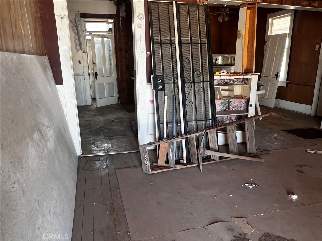 421 Palm Way Property Photo 18