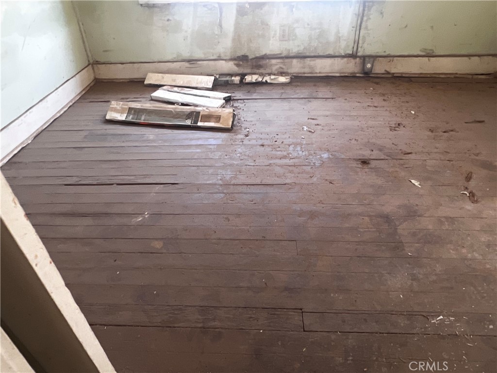 421 Palm Way Property Photo 23