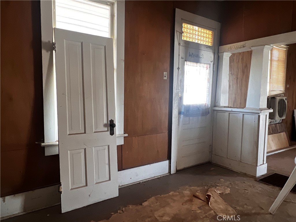 421 Palm Way Property Photo 33