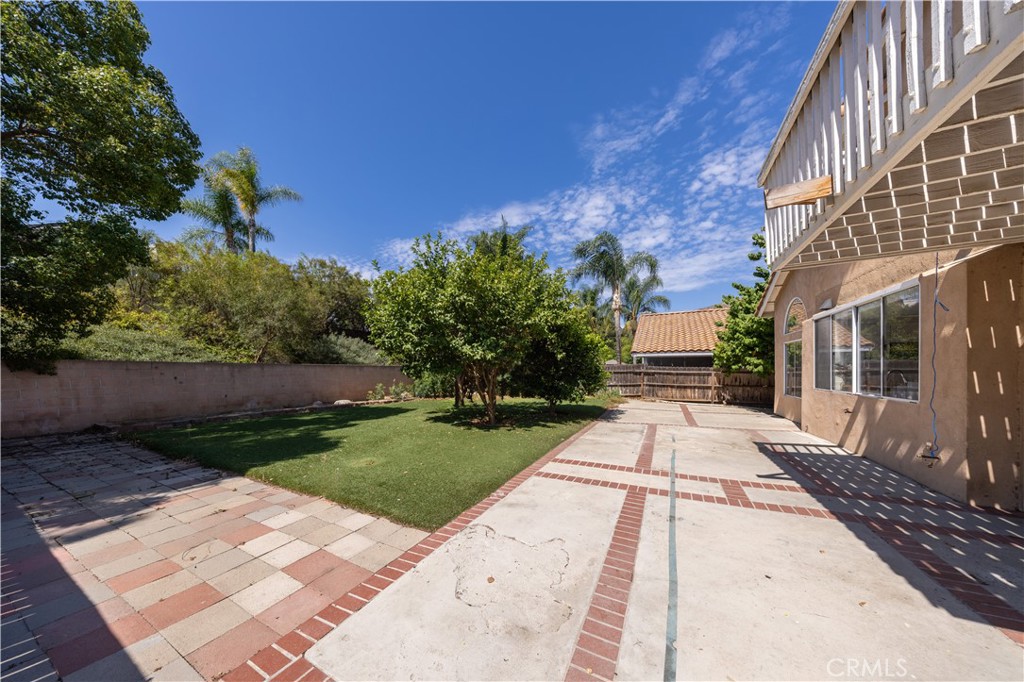 2112 Mammoth Property Photo 31