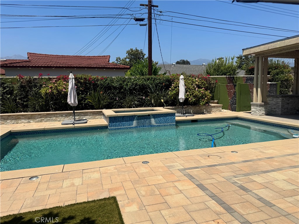 63 W Camino Real Avenue Property Photo 3