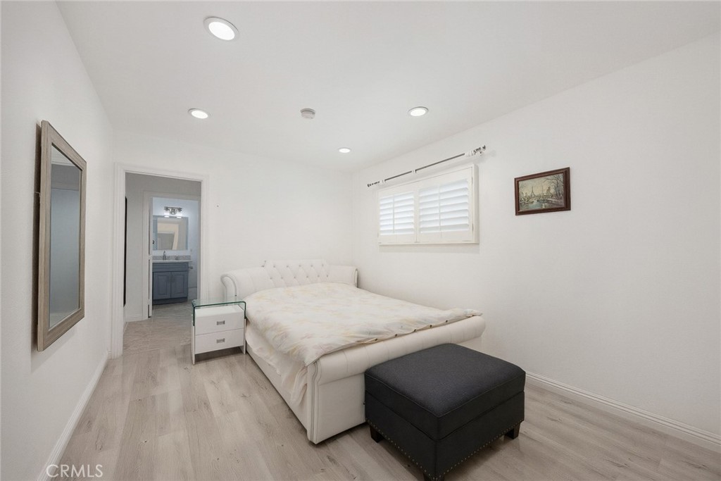 5024 Baldwin Park Boulevard Property Photo 10