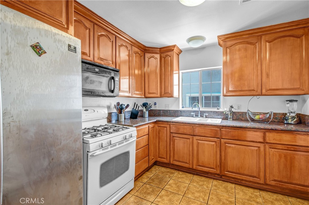 3975 Barrett Rd. Property Photo 10