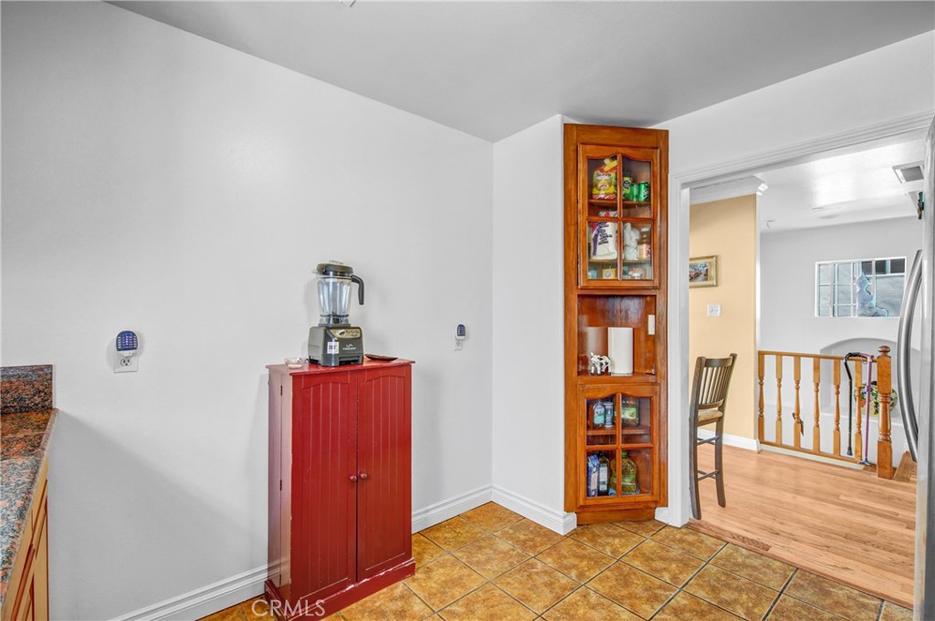 3975 Barrett Rd. Property Photo 11