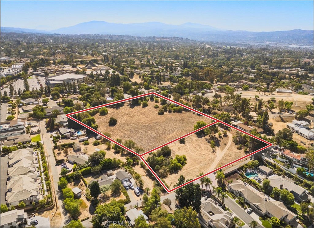 5225 Highland Avenue Property Photo