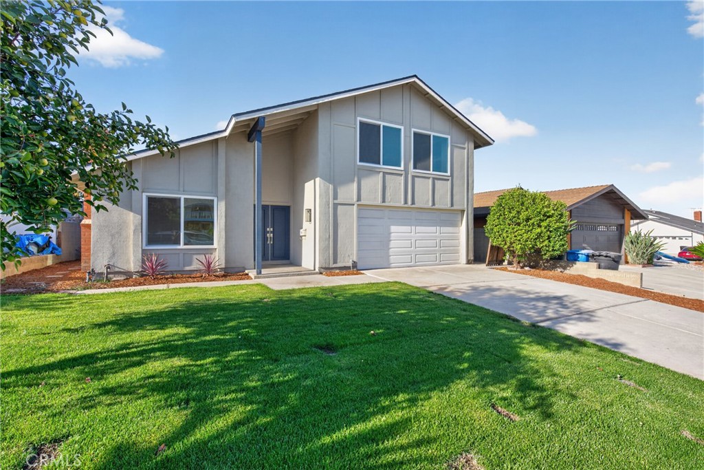 1232 E Shalene Property Photo 1