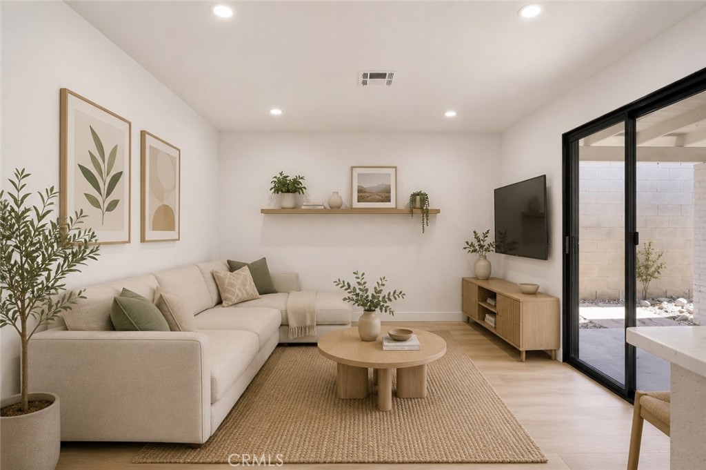 54105 Avenida Mendoza Property Photo 6