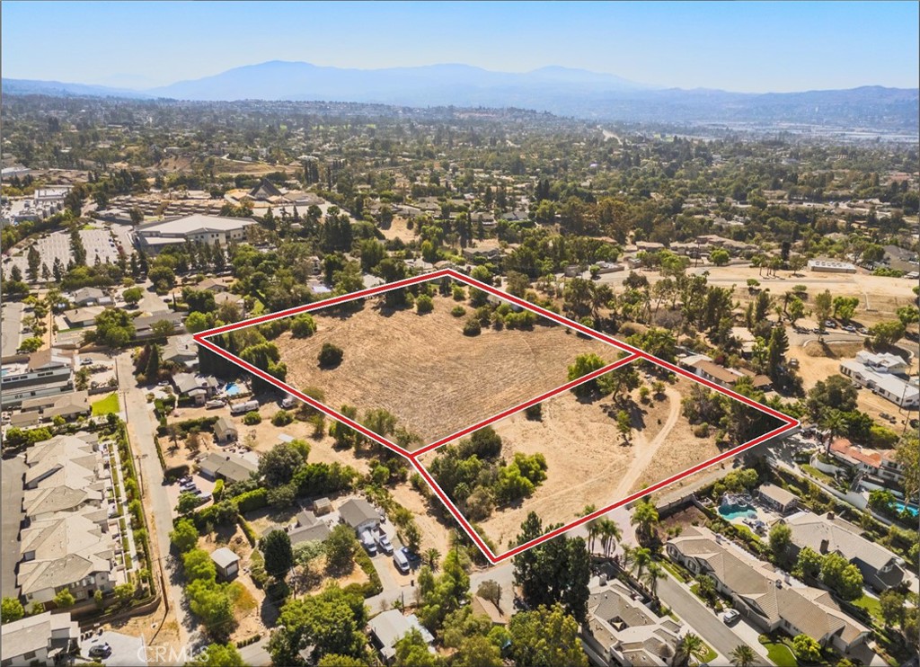 5225 Highland Avenue Property Photo 1