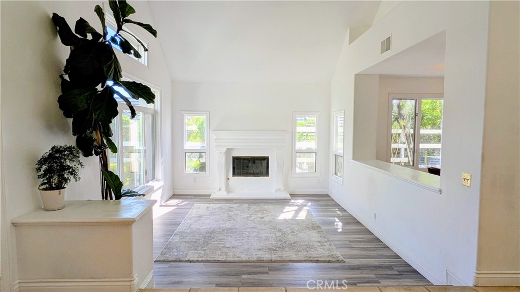 15435 Live Oak Springs Canyon Property Photo 6
