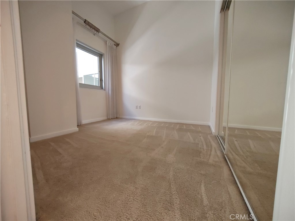 630 W 6th Street 506 Property Photo 14
