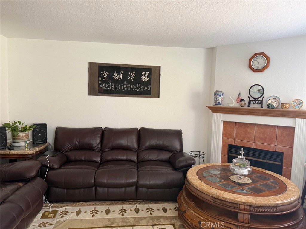 6975 Agra Property Photo 2