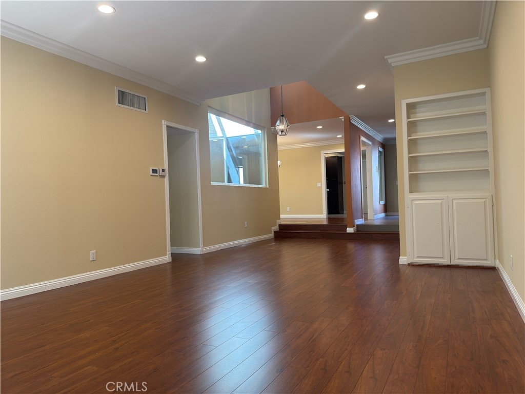 1138 Las Riendas Way Property Photo 6