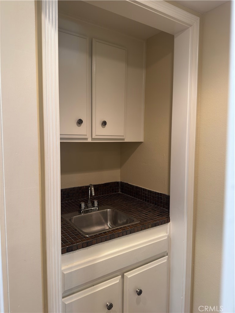 1138 Las Riendas Way Property Photo 8