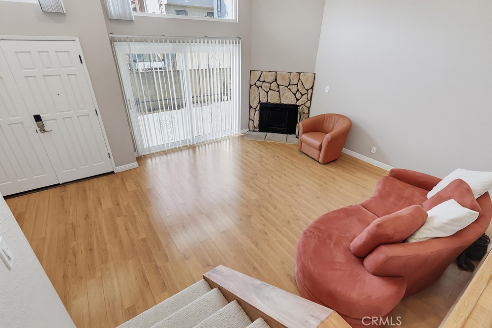 415 Sefton Avenue G Property Photo 2