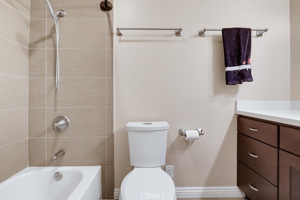 415 Sefton Avenue G Property Photo 21