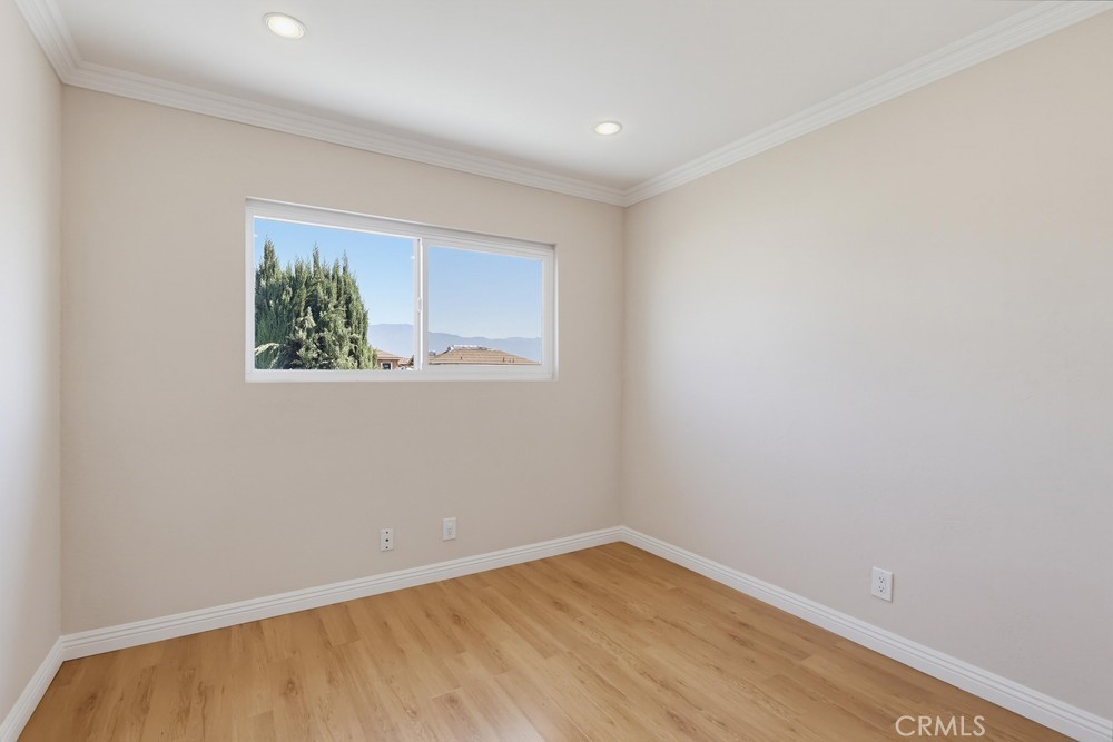 415 Sefton Avenue G Property Photo 22