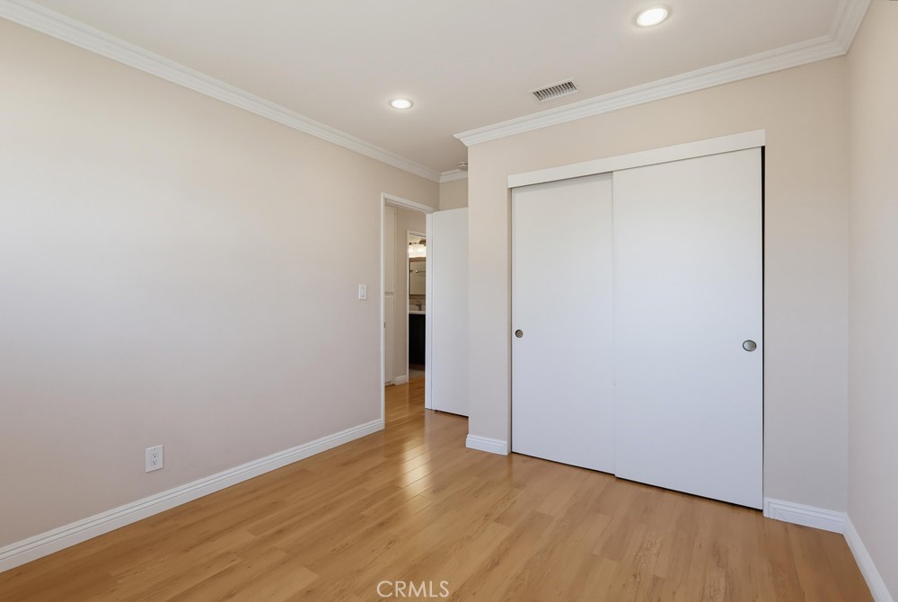 415 Sefton Avenue G Property Photo 25