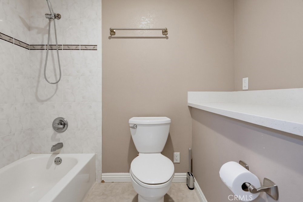 415 Sefton Avenue G Property Photo 39