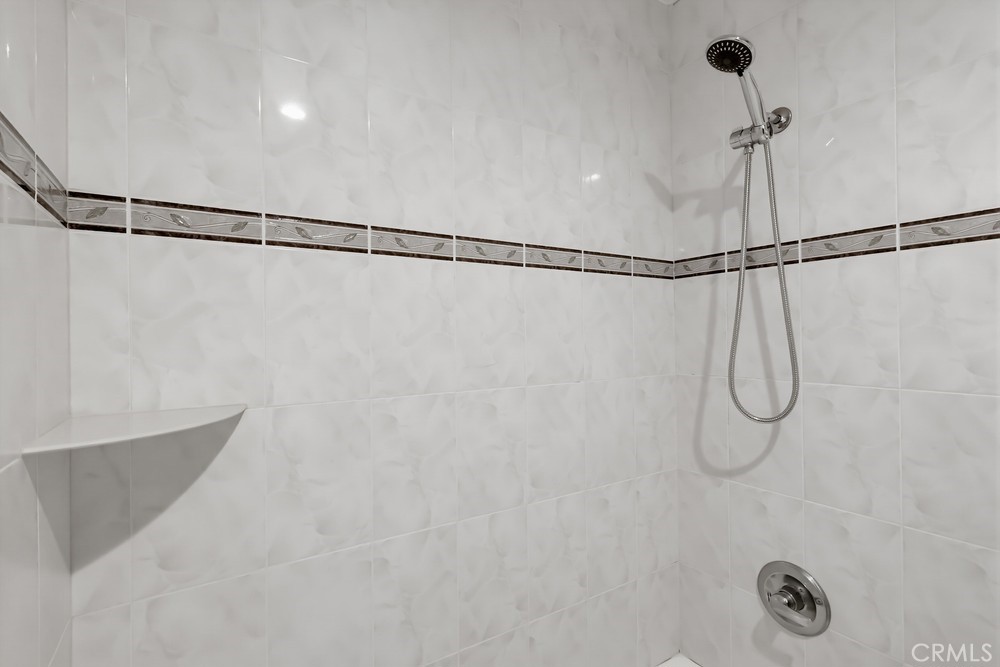 415 Sefton Avenue G Property Photo 40