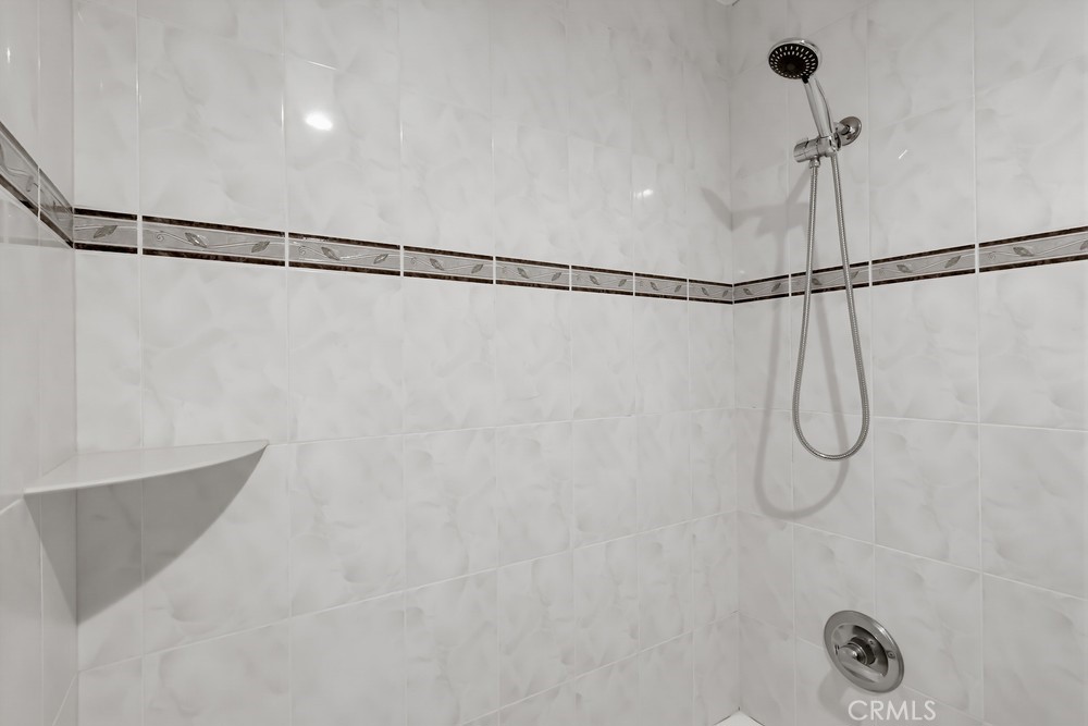 415 Sefton Avenue G Property Photo 40