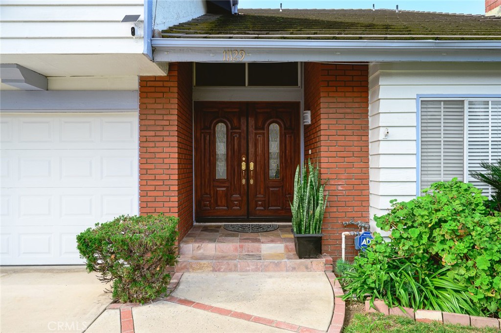 11129 Canyon Meadows Property Photo 2