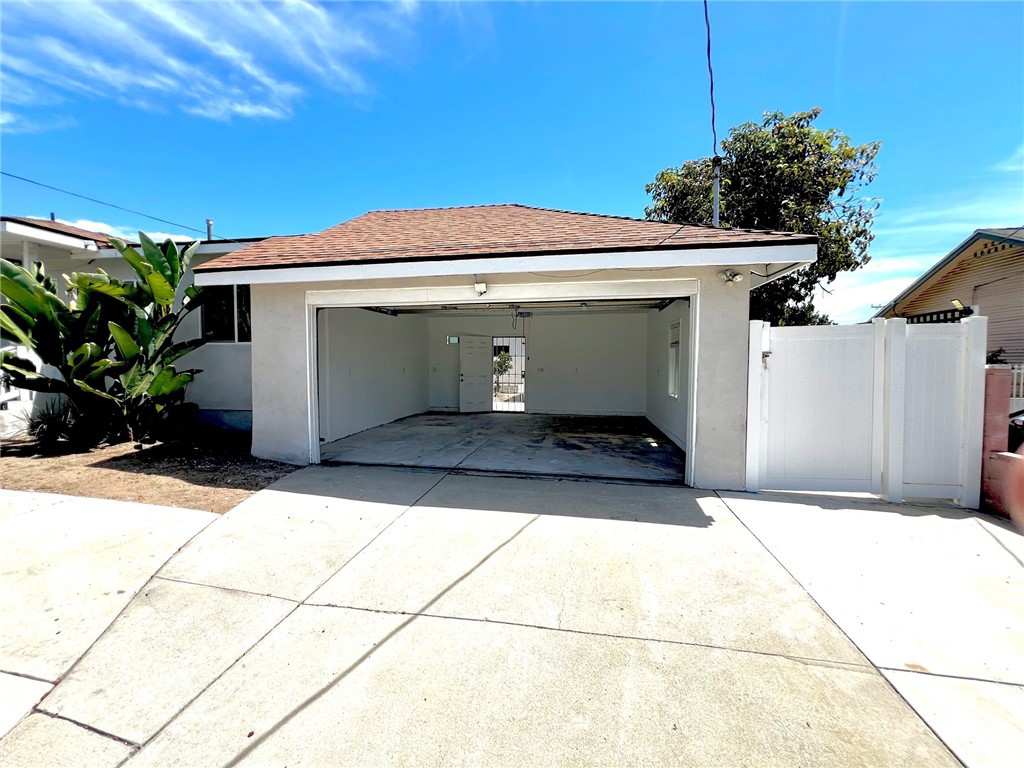 6628 N Golden West Property Photo 27
