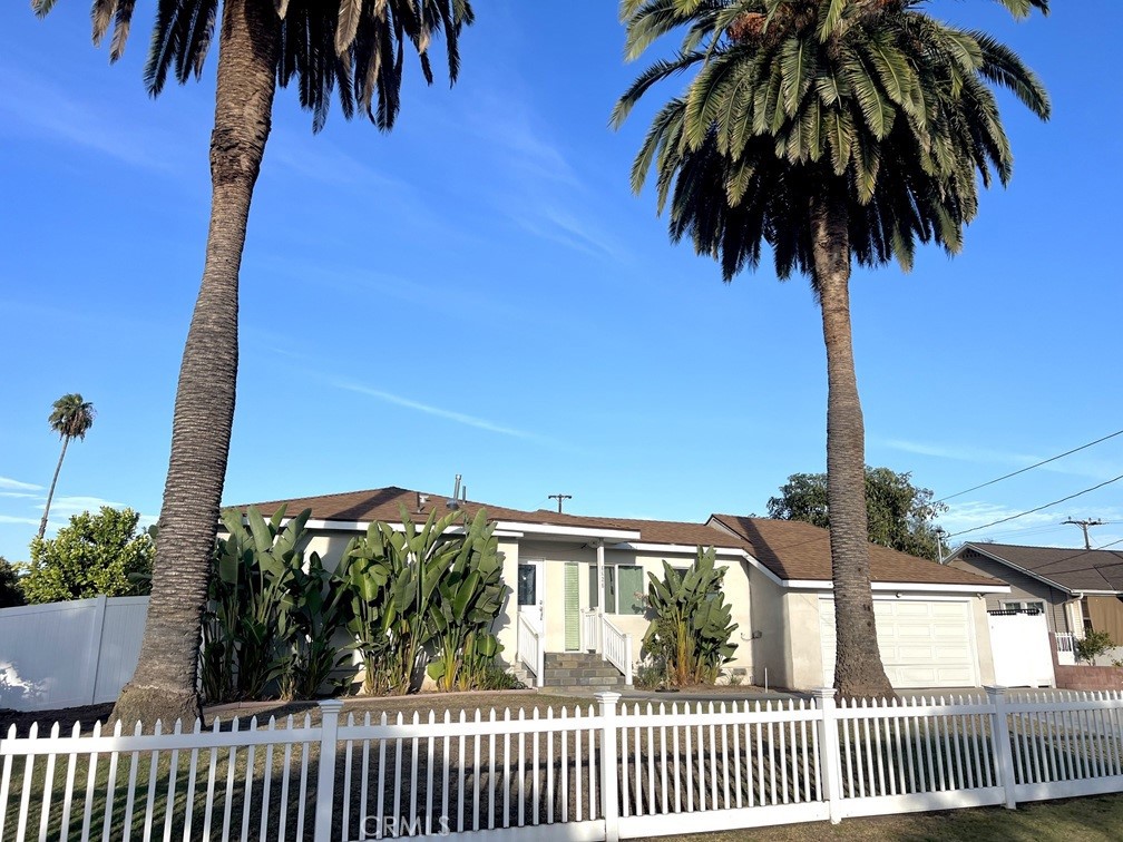 6628 N Golden West Property Photo 28