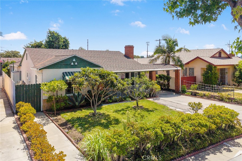 1300 South Date Avenue Property Photo 4